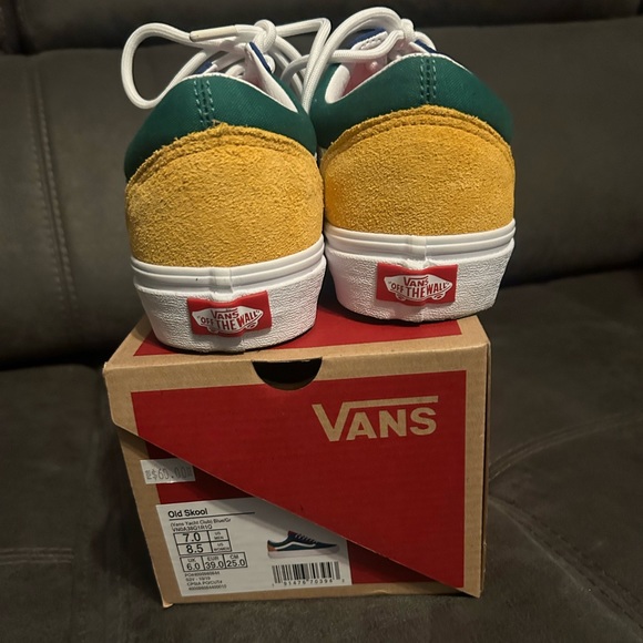 Vans Old Skool - Picture 2 of 5